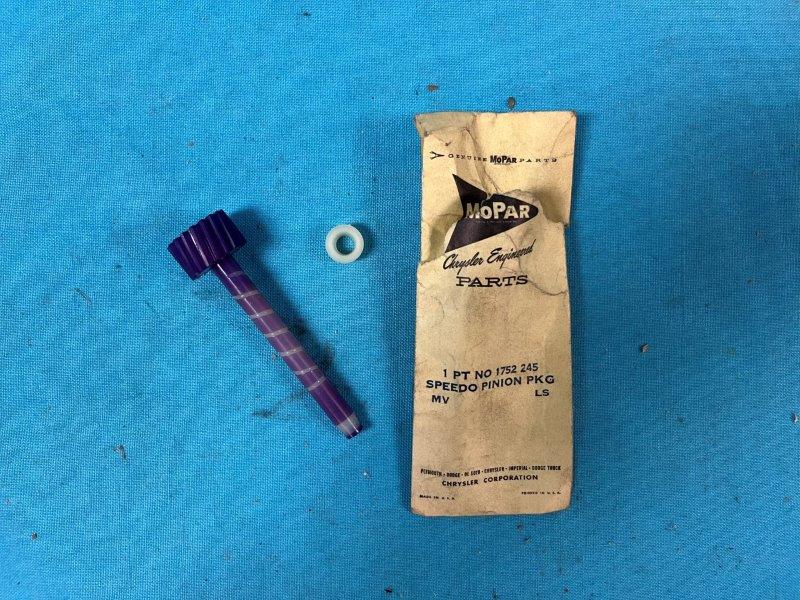 18 tooth speedo gear - purple
