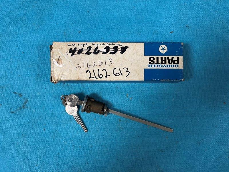 Trunk Lock Cylinder and key