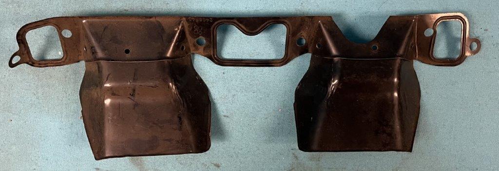 Small Block Exhaust Manifold gasket with Heat Shield
