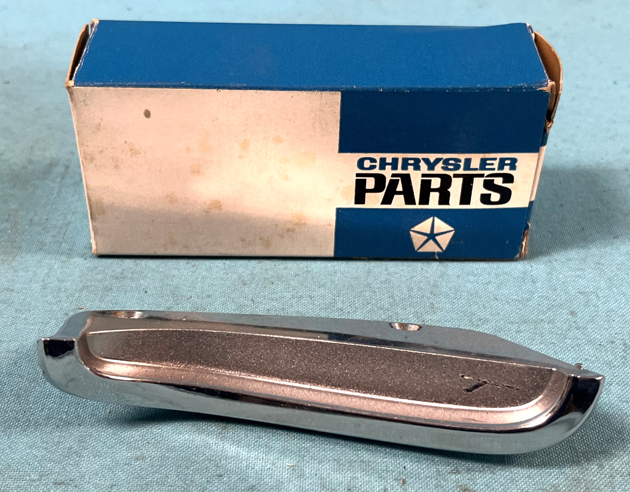 Inner Tailight Bezel - Drivers side