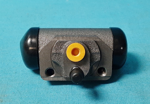 Wheel Cylinder - Rear 10" drum brakes (each)