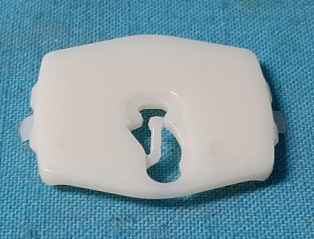 Rocker Mldg Clip - For the WIDE rocker mldg.  CLips measures 1-1/2" wide from left to right in picture and 1-5/16" top / down.