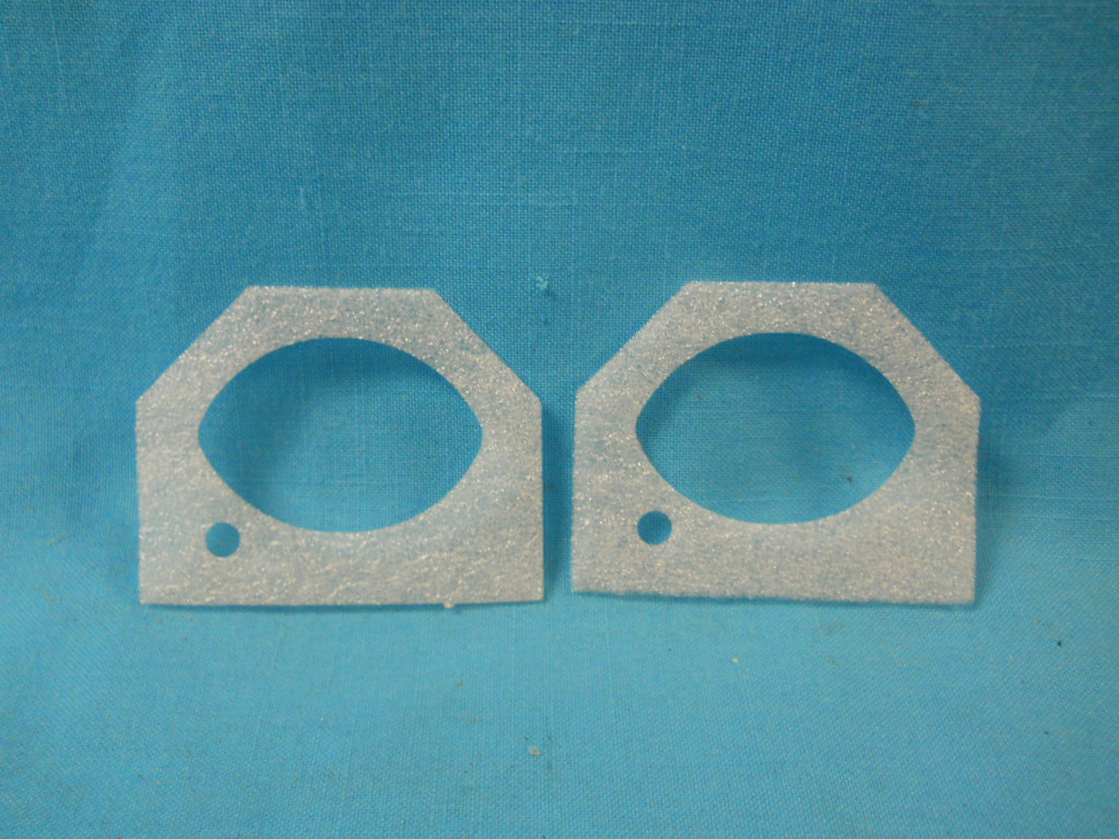 Wheel Cylinder Gaskets (Football Shaped Cutout) With 10"/11" Front Drum Brakes (Pair)