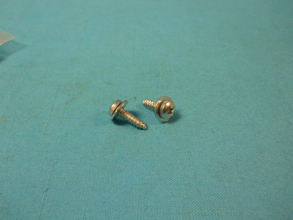 Screw set washer Bottle - special head screws.