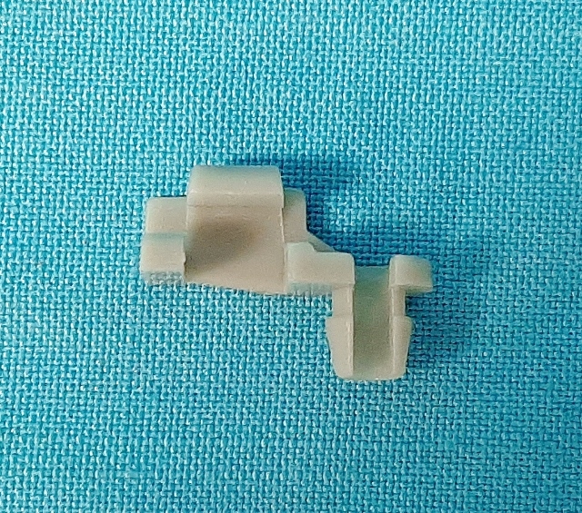 Door linkage rod clip - Green - Drives side door