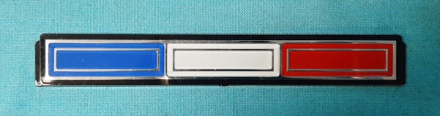 Fender plastic insert medallion (Red / white / blue) - SPORT FURY