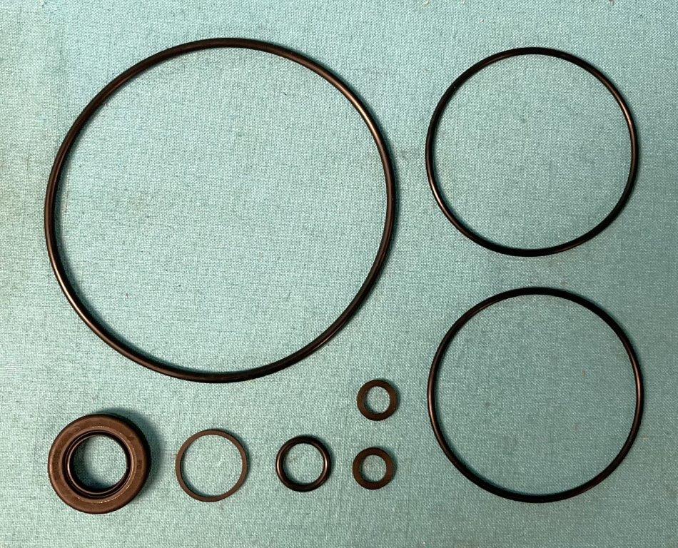 Saginaw - Seal kit - contains all seals needed to rebuild