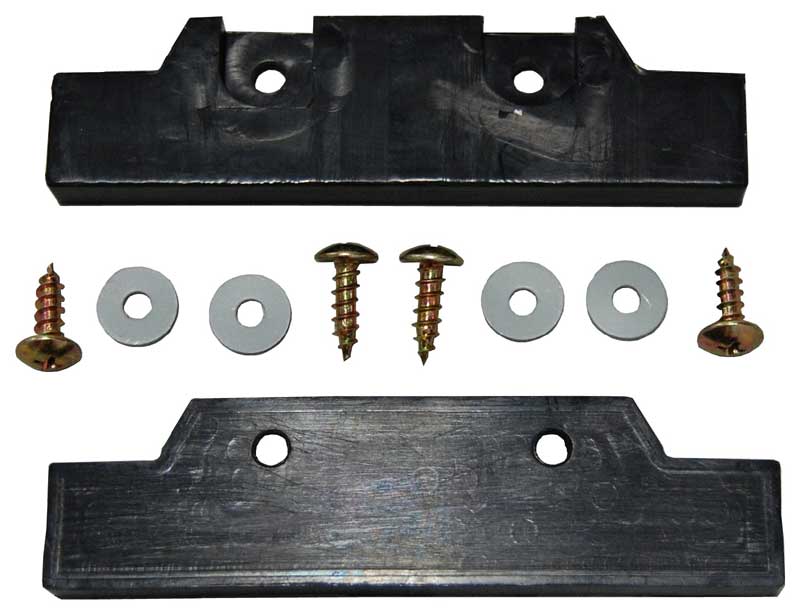 Rear bumper fillers / Bumpers (pair) - with hardware