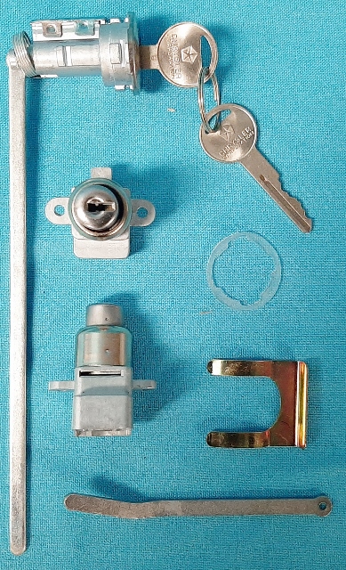 Glove box, console and trunk locks and keys (combo kit)