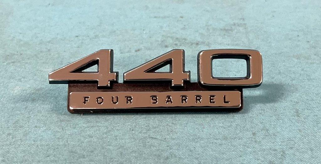 "440 Four Barrel" fender nameplate