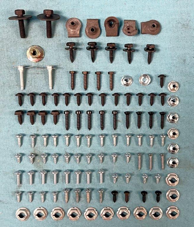 Dash Screw kit - With Rallye dash