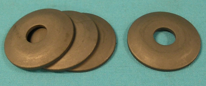 Strut Rod Large Metal Washers (set of 4).Hole
								In center allows to have strut rod pass through
								It and then come flush against rubber bushing.
								Strut rod nut then tightens down over this washer