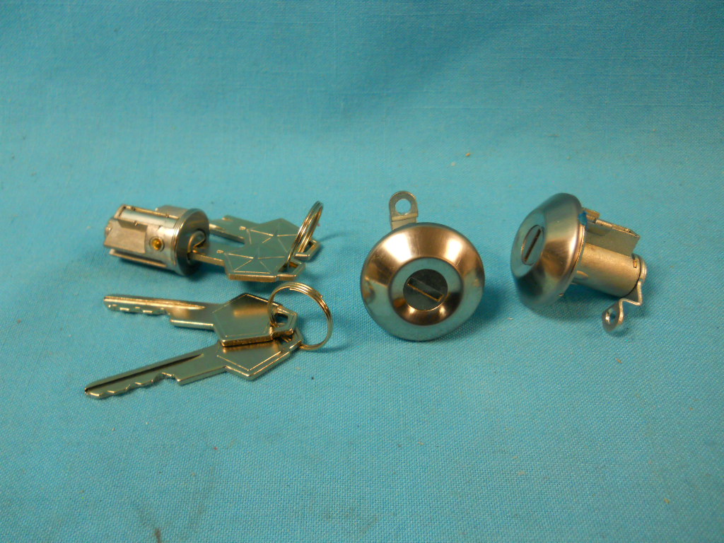 Door & Ignition Lock set - comes with 4 keys, 2 door locks and 1 ignition tumbler.  Ignition lock key is not matched to door locks - 2 different manufacturers so we do NOT have key that opens the doors and can use with the igntion.