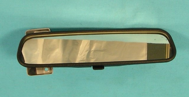 Rear view mirror -Day / Night with mounting post – flat black
								Front to back day/night flap