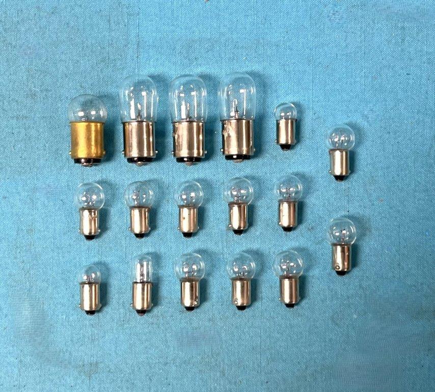 Interior Bulb Kit (17 piece)- (1) Trany control at pushbutton, (1) Indicator high beam, (1)glovebox compartment, (1) Map light, (1) Indicator oil pressure, (1) Dome light, (1) Indicator parking brake, (1)radio, (2)Trunk and underhood lamp, (2) turn signal indicators, and (5) instrument cluster and speedo illumination