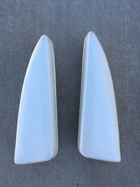 Rear Armrest pads - Convertible only - White - (pair)