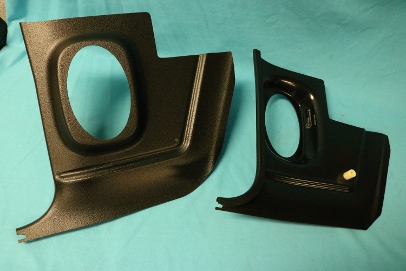 Kick Panels with  4" x 6" speaker cutouts in each - black (pair).