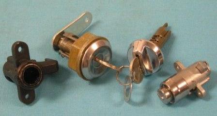 Combination Kit - Glovebox, Console and Trunk lock with keys.
