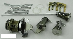 Door / Ignition & Trunk Lock Set - with OEM keys