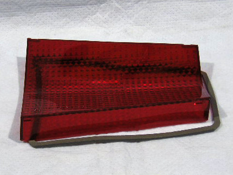 Taillight lens - Passenger side