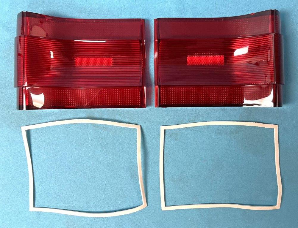 Taillight Lens - Passenger and Driver Side (Pair) - Discount Exempt