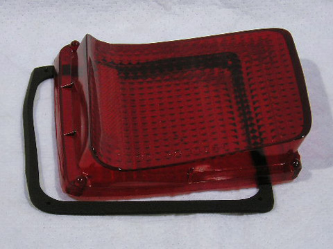 Drivers side Taillight lens (Sport Satellite / GTX)