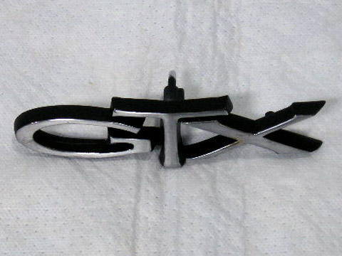 Grill nameplate "GTX"
