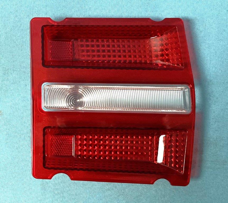 Passenger side Tail light lens