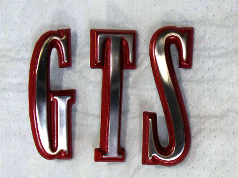 "GTS" fender letter set - Red