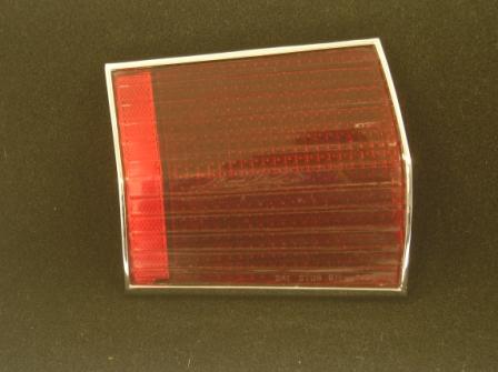 Drivers Side Tail Light Lens w/Chrome Molding on Lens. Minor scratches on chrome