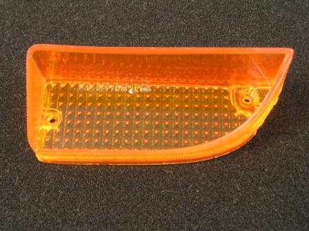 Drivers Front Parking Lens - amber, very small spots on plastic