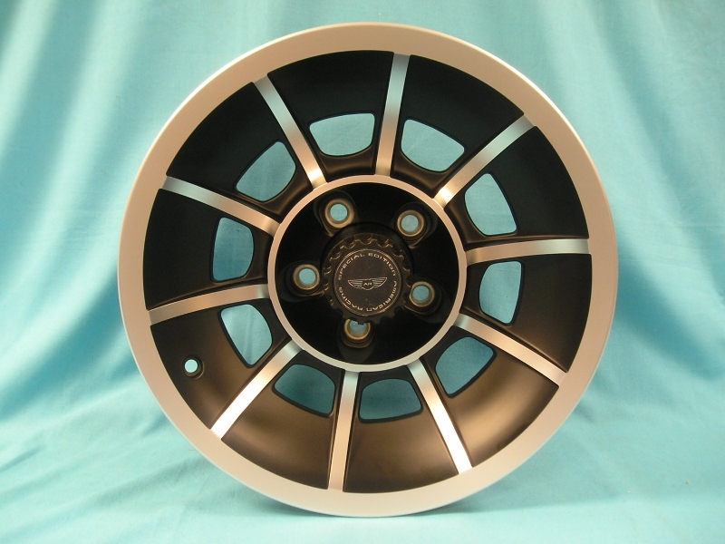 15 x 7    Big Bolt Pattern