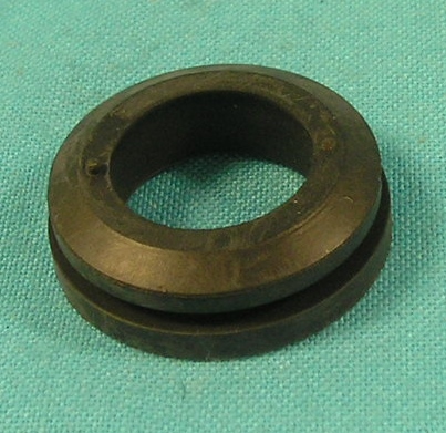 Large grommet for check valve - power brake booster