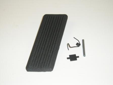 <b>Plastic</b> Gas pedal Kit (includes mounting hardware), Will fit for 1974 but is not accurate for 1974.(includes #EQ-GP9) - discount exempt