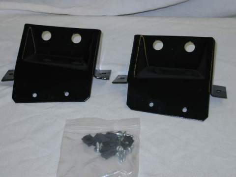 Spoiler Brackets 2dr Hardtop wing spoiler brackets (pair) - reproductions