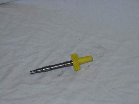 speedometer pinion - Yellow 30 teeth