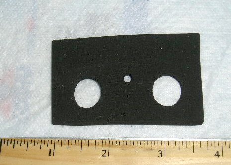 Heater core retaining plate gasket