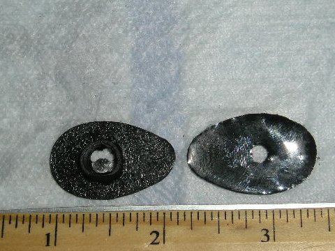 Vent glass upper pivot gaskets - Pair (for one vent window).