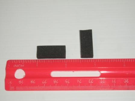 Console Simulated Woodgrain,  BC-Door Pads: 
Black foam pads under corners of console lid 
 B-Body                                                    Set of (2)