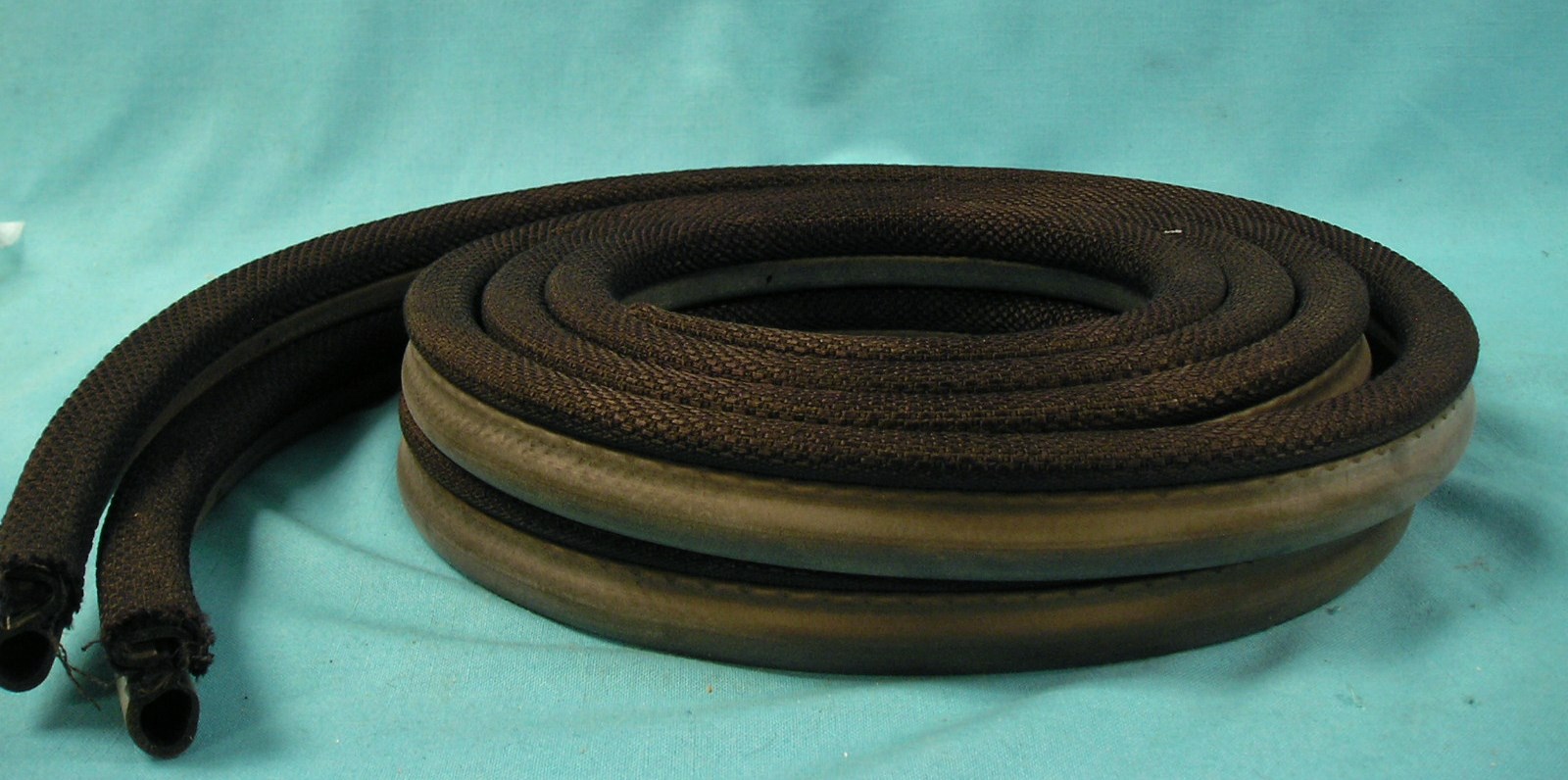 Windlace (Reproduction) - Hardtop & Convertible (enough for both doors). BLACK.  You get (2) 10ft sections per side - original length is 8.9 ft per side.