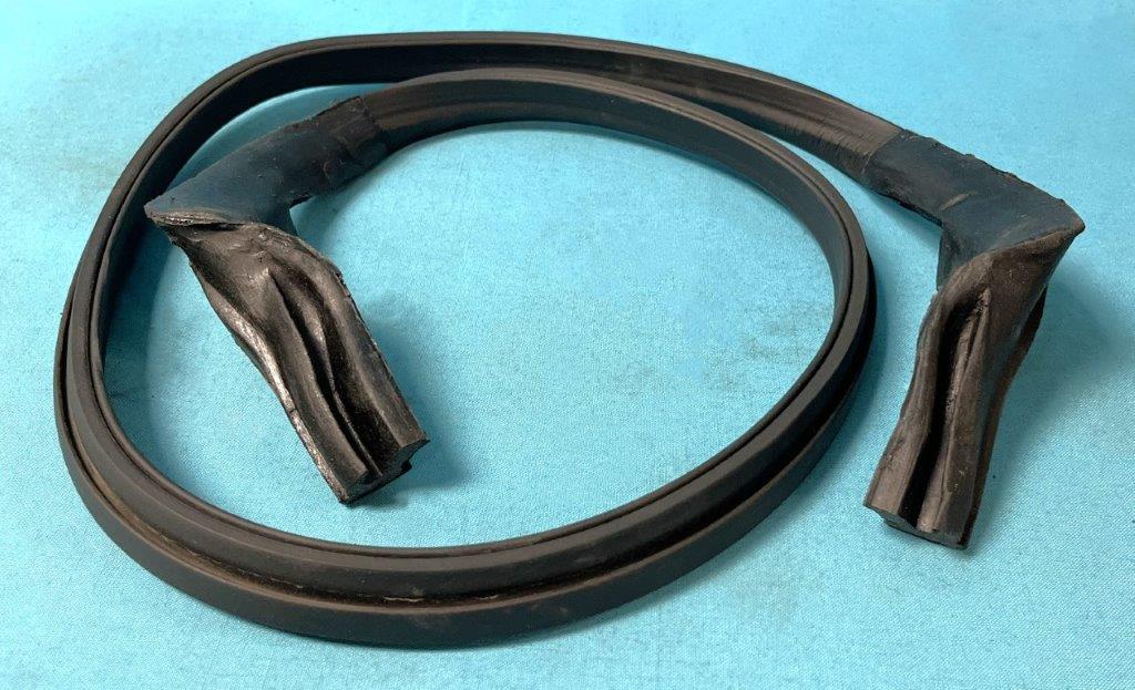 Convertible Top Kit (includes top header seal (#ME-HD4500B) AND side rail weatherstripping #GZ-4799B).