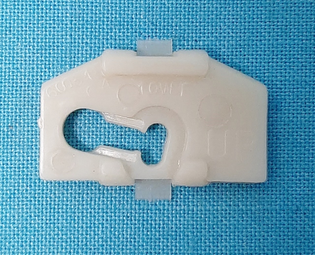 Body side molding clip - Chrysler