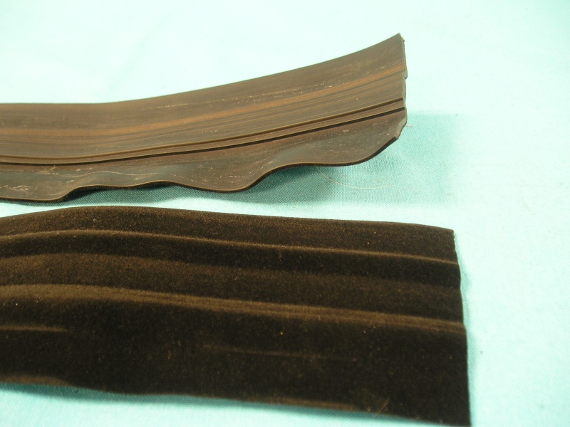 Unbeaded Rubber Channel with Flocked Lining <b>Hardtop</b> lower lock side door channel (with rivets). <b>pair</b>