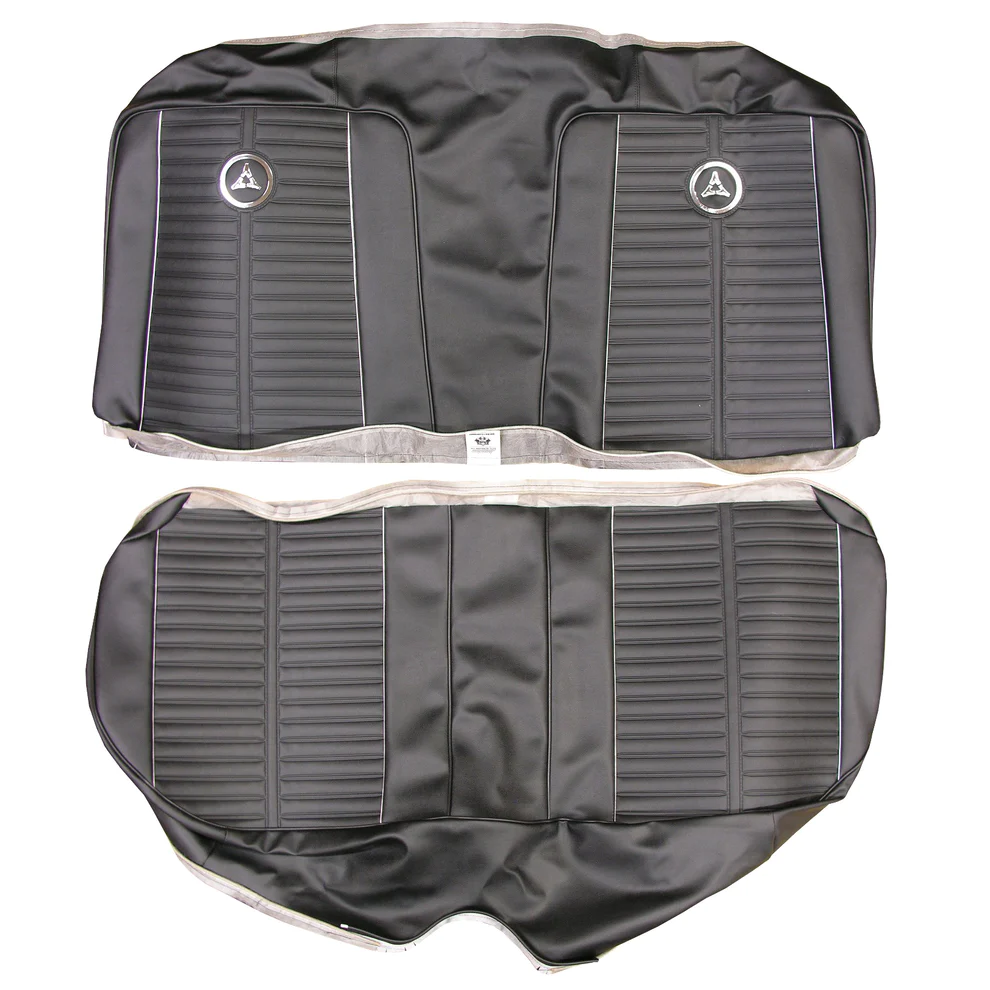 Seat Upholstery, Rear bench (Heat sealed Bison grain inserts with chrome accent and Bison grain skirts)Surcharges does apply to Dark Metallic Olive and Dark
Metallic Brown.