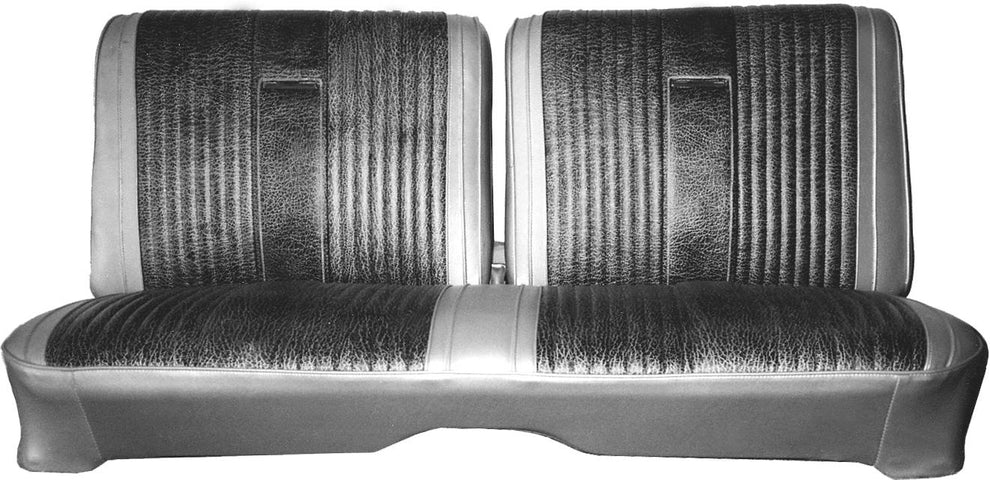 Seat Upholstery, Front split bench (Black Boar grain with silver casting inserts, heat sealed center panel)