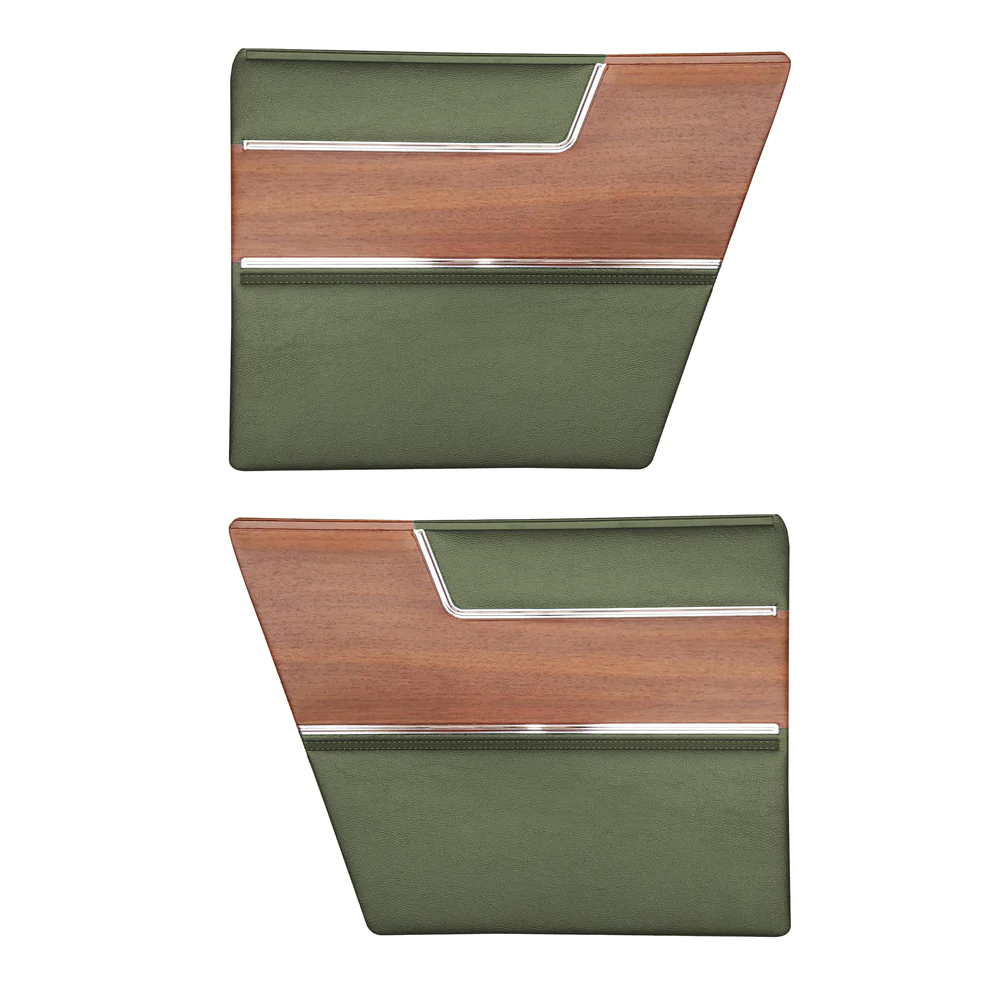 Rear door panels. Pair. DELUXE. Fastback 
Die-electrically heatsealed Coachman grain vinyl with woodgrain insert, chrome accent bands.