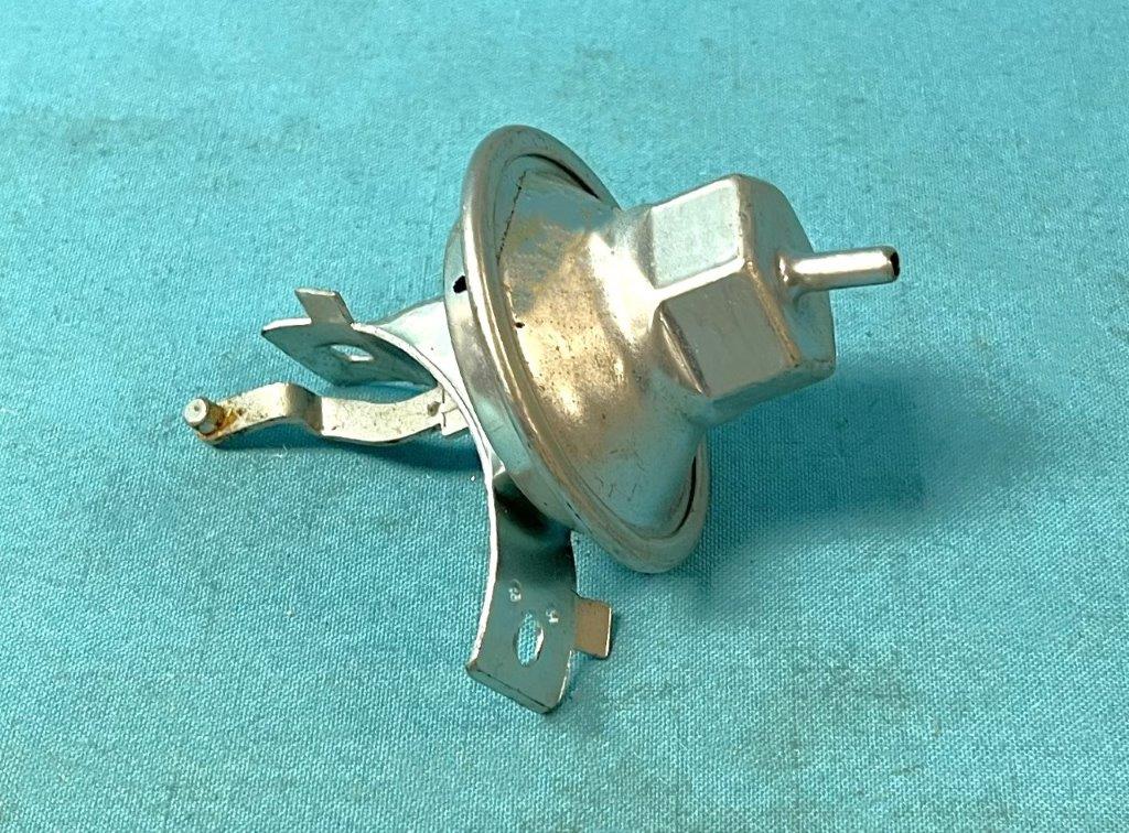 Vacuum Advances, 1966-68 Engines With distributor numbers: 
2642244; 2875166;  2875310; 2875356; 2875357; 2875358; 2875359; 2875181; 2875182; 2875186; 2875194; 2875209; 2875360; 264248; 264465; 264466; 264252; 264464; 264551; 264554; 2875361; 2875362; 2875363 Aftermarket