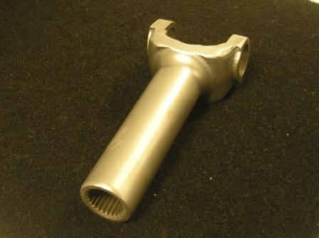 Driveshaft Slip Yoke - All models with A904 A/T or 3-speed M/T. This 25-spline yoke measures 6.87". Uses smaller 7260 series u-joint. Aftermarket.
