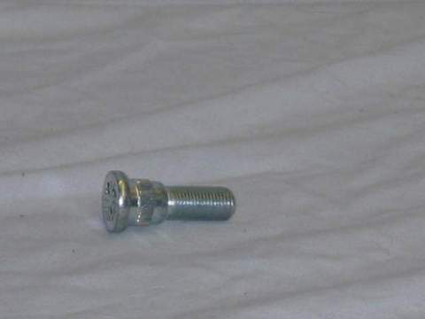 Wheel Stud - rear, 1/2" - 20 x 1-19/32" with .673" knurl diameter. RH Thread - Will work for LH thread replacement.