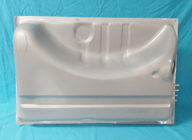 Fuel Tank - 1970-early 71 Demon & Duster, 1970-early 1971 <b>(with ECS - that is (4) vent lines out the side of the tank)</b> Valiant, Dart, - 16 gallon and 4 side vent tubes
(See Strap #JL-JST097))(discount exempt)